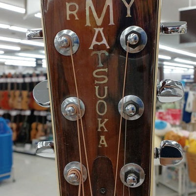 Used RYOJI MATSUOKA D-100 1974 Spruce body Ebony fingerboard