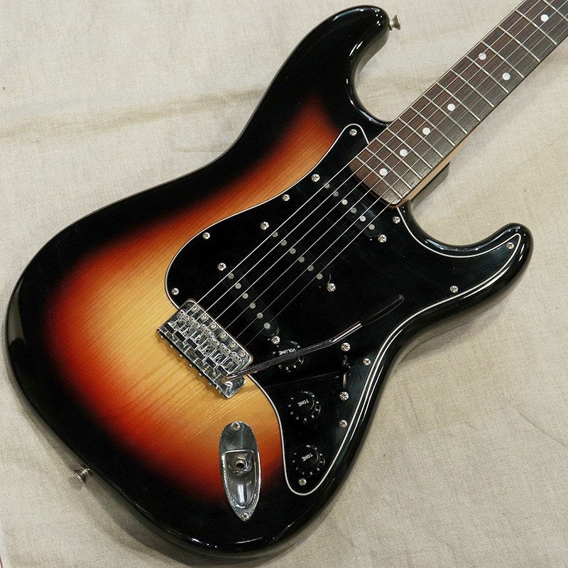 Used Fender Japan ST72-55 mid80's Sen body Rosewood fingerboard w/Soft case