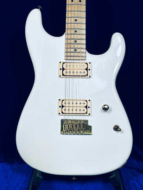 Used Charvel San Dimas Classic 2009 Alder body Maple fingerboard w/Hard Case