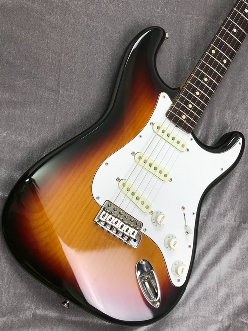 Used Fender Japan ST62-US 1990-1991 Sunburst