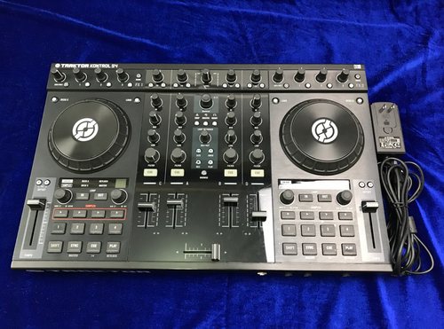 Used NATIVE INSTRUMENTS TRAKTOR KONTROL S4 MK1