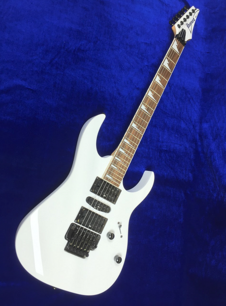 Used Ibanez RG470DXB White