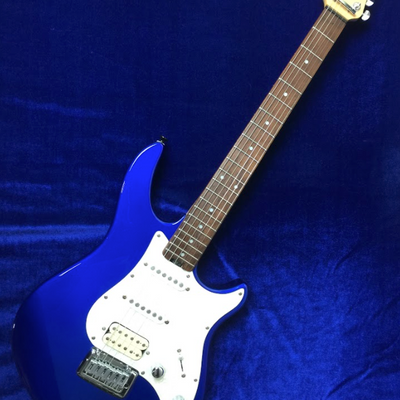 Used PEAVEY PREDATOR PLUS