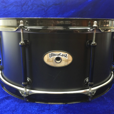 Used Pearl UCA1465B 8 tension Cast Aluminum Snare Drum 14 "x6.5"