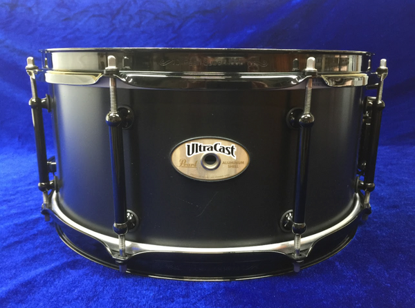 Used Pearl UCA1465B 8 tension Cast Aluminum Snare Drum 14 