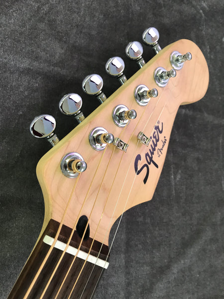 SquierbyFenderStratacousticSun