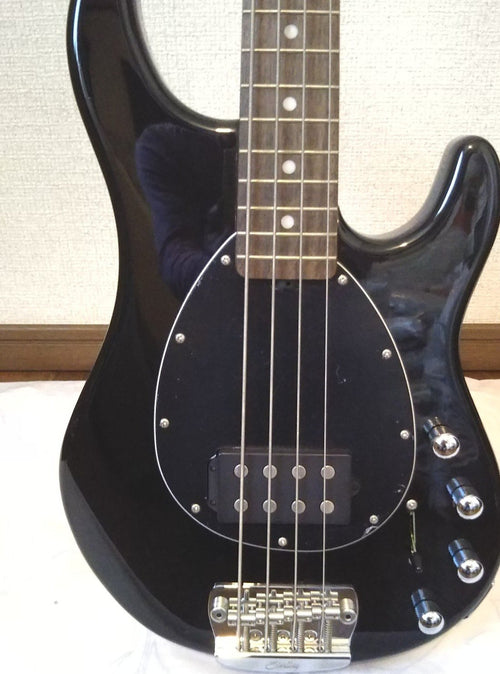 Used Sterling by MUSIC MAN SB14