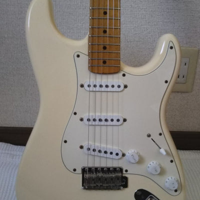 Used FENDER 70S STRATOCASTER