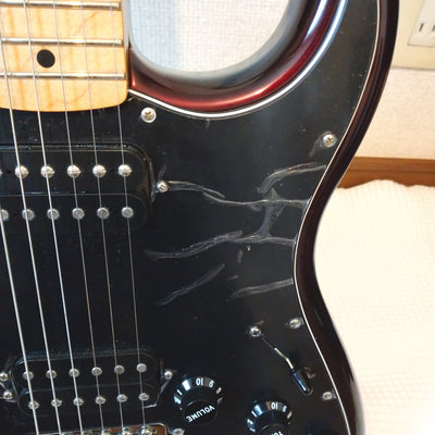 Used Fender FSR Standard Stratcaster HH