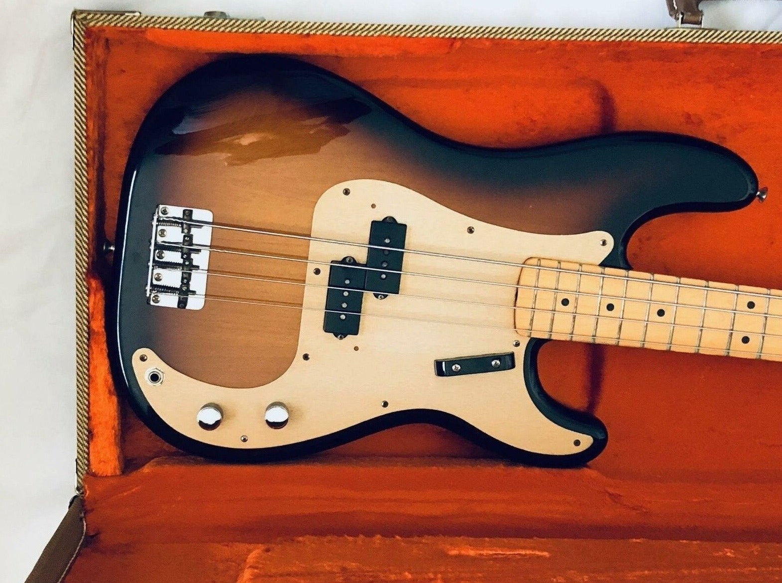 Used American 57 Vintage Precision Bass Sunburst 2009