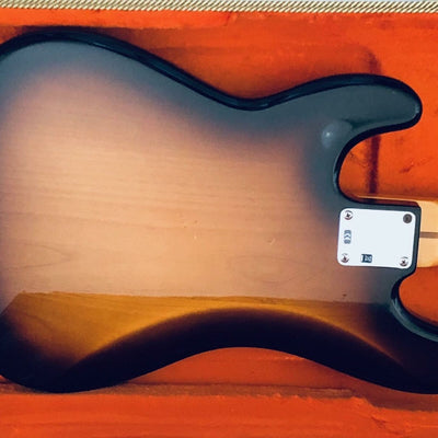 Used American 57 Vintage Precision Bass Sunburst 2009
