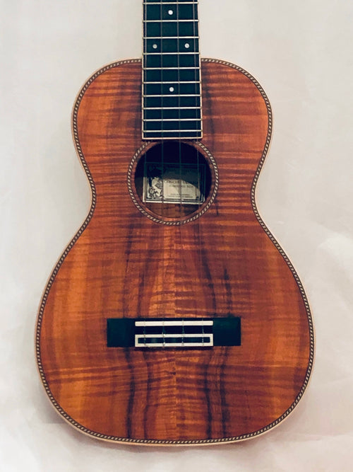 Larrivee UKULELE 2010s UC 40KK Used Concert Hawaiian Koa With Light Case Japan