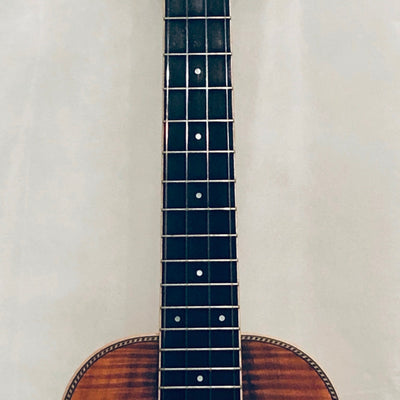 Larrivee UKULELE 2010s UC 40KK Used Concert Hawaiian Koa With Light Case Japan