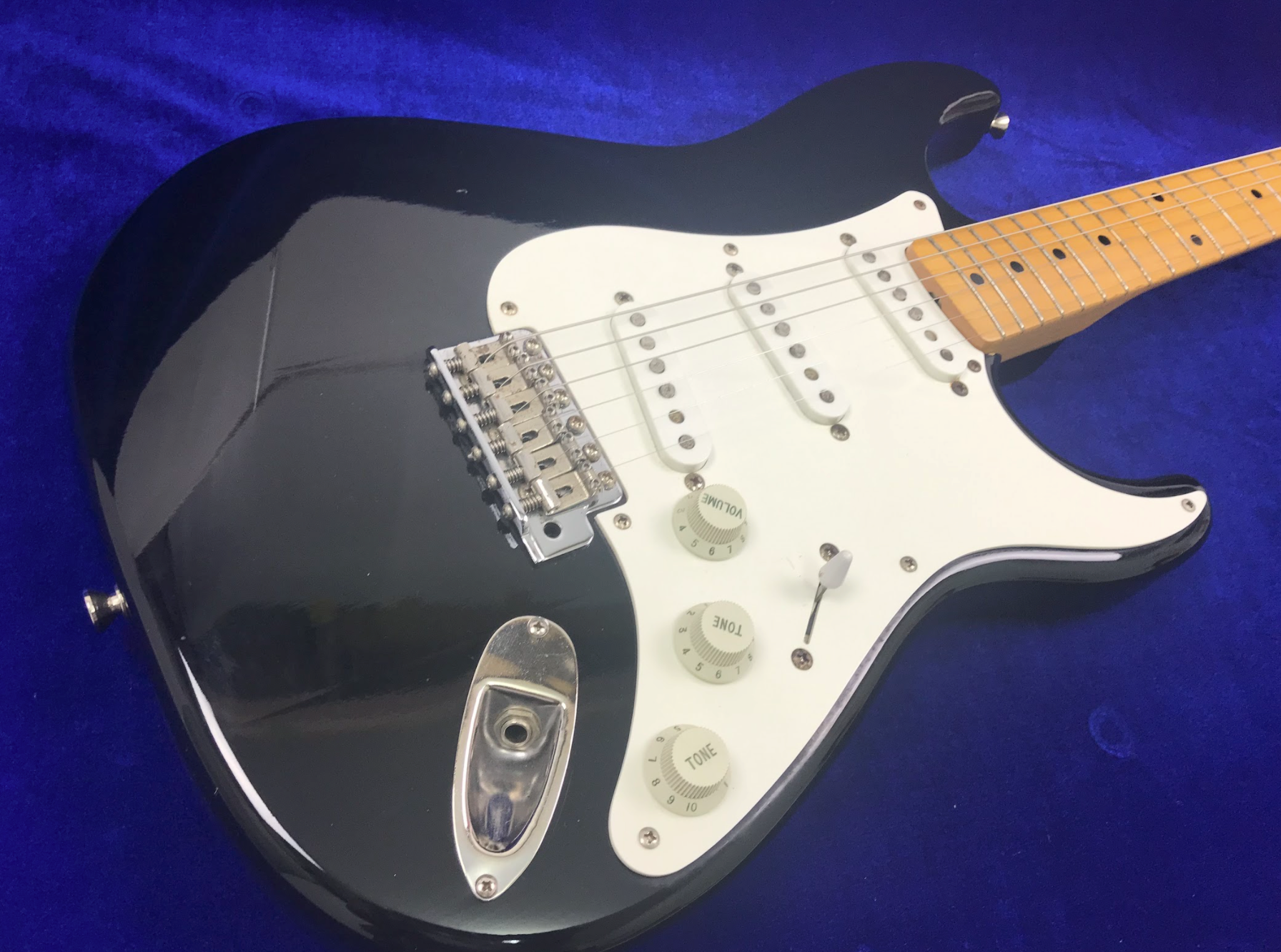Used Fender Japan ST57M-53 Black 1997-2000
