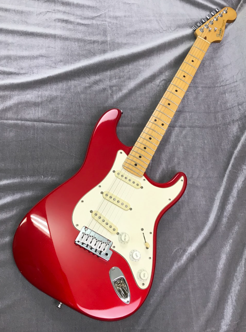 Used Fender American Standard Stratocaster Candy Apple Red