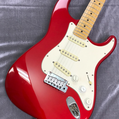 Used Fender American Standard Stratocaster Candy Apple Red