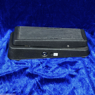 Used JIM DUNLOP GCB-95 Cry Baby