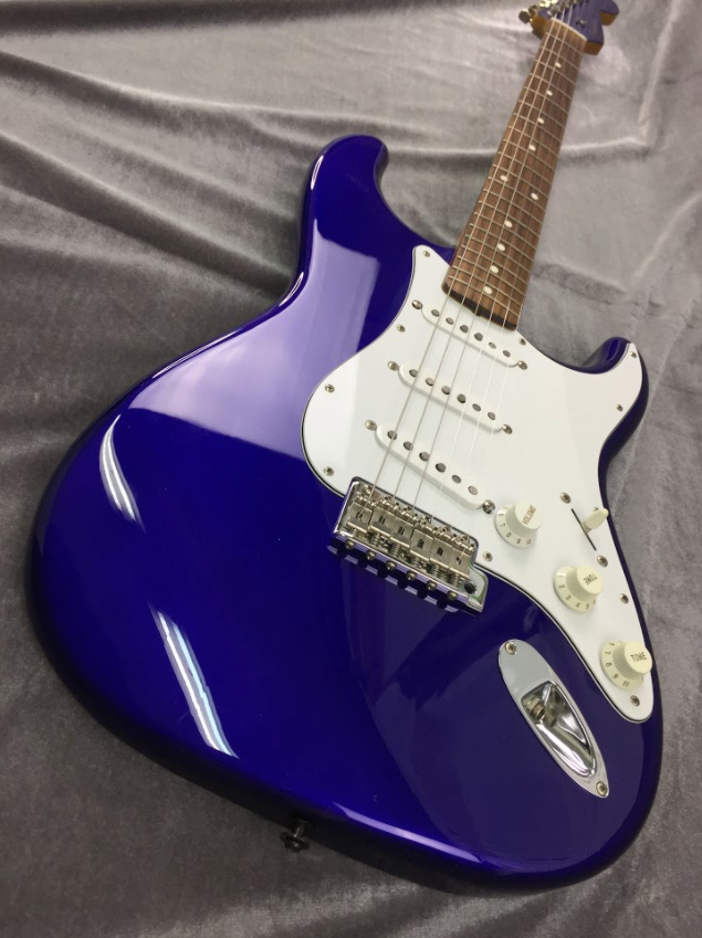 Used FENDER JAPAN Stratocaster ST62-TX/MH