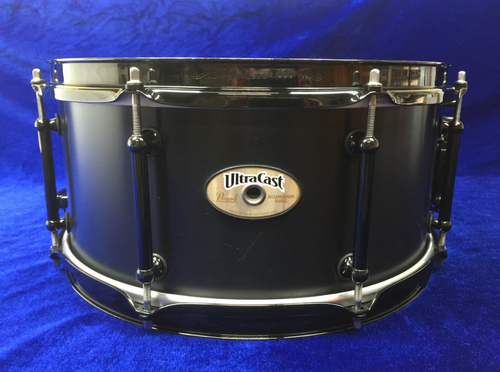 Used Pearl UCA1465B 8 tension Cast Aluminum Snare Drum 14 "x6.5"