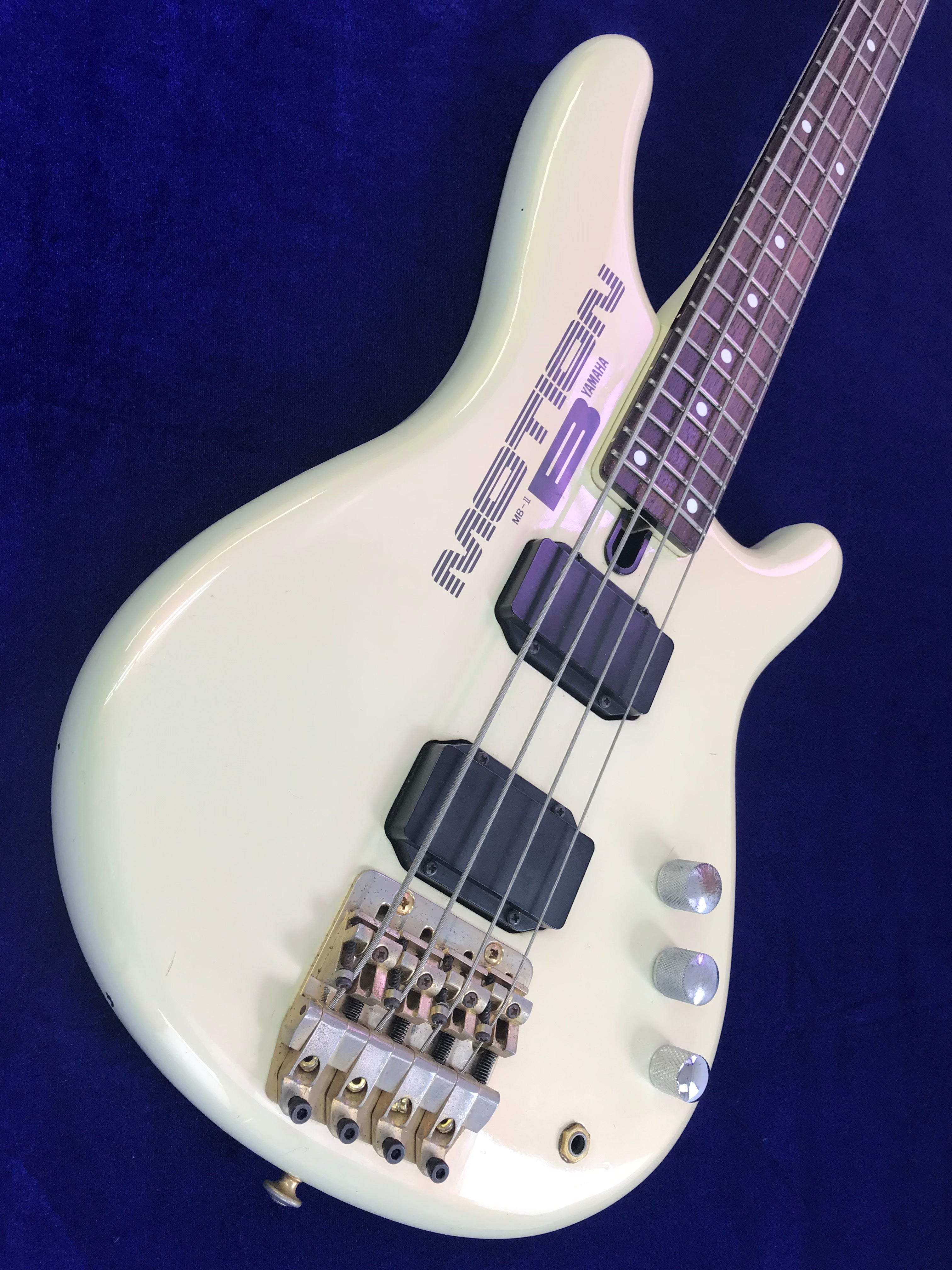 Used YAMAHA MB-II Motion Bass White – Kunoichi Music Square