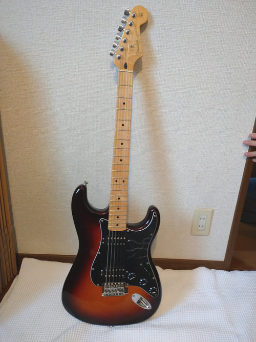 Used Fender FSR Standard Stratcaster HH 